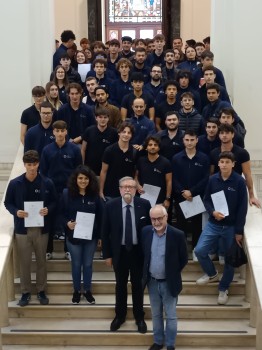 CONSEGNA ATTESTATI DELLA SICUREZZA PER I RAGAZZI DEI CORSI IN AULA